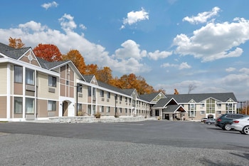 comfort inn and suites montpelier berlin