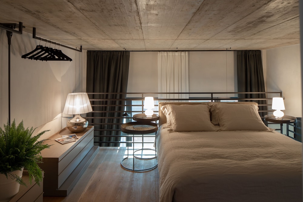 edit lofts