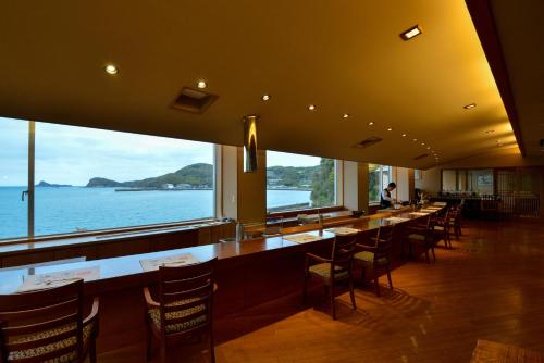 iki retreat by onko chishin