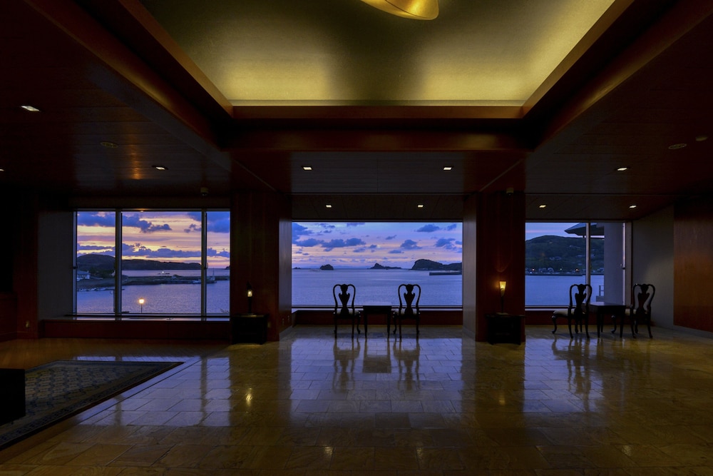 iki retreat by onko chishin
