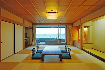iki retreat by onko chishin