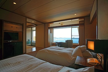 iki retreat by onko chishin