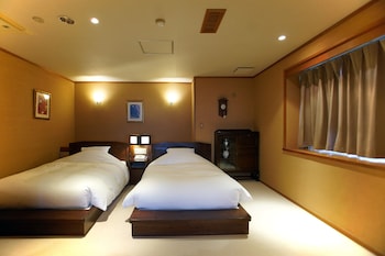 iki retreat by onko chishin