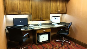 hampton inn and suites salinas