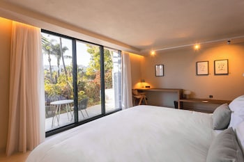 anfitrion villas and suites