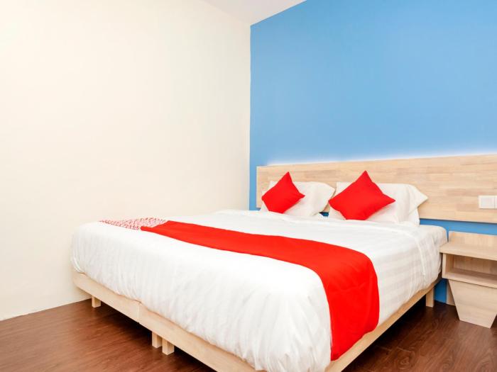 oyo 778 bmw 2 hotel