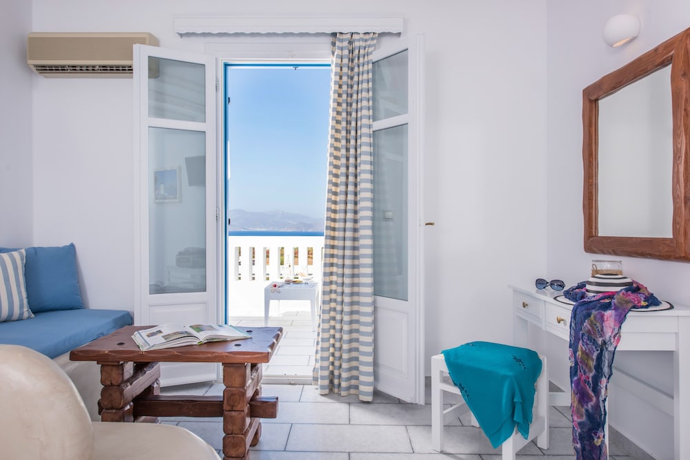 cycladic islands hotel and spa