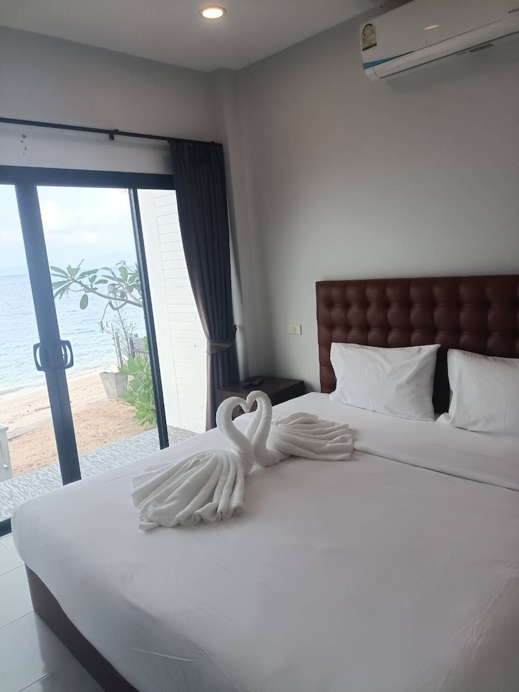 march samui resort