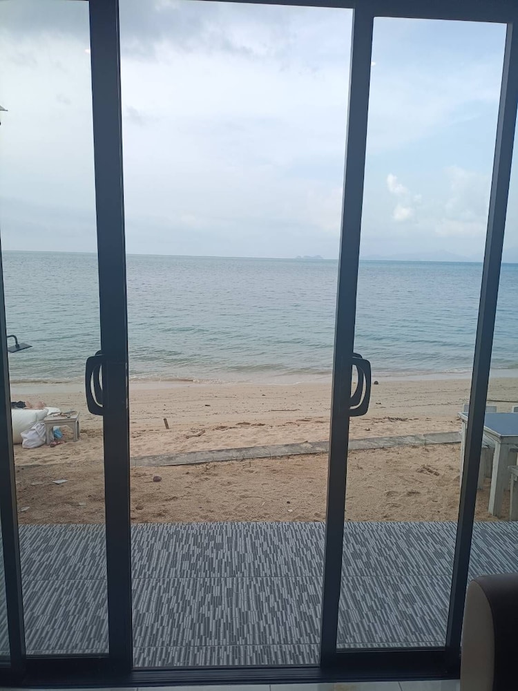march samui resort