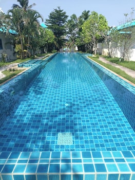 march samui resort
