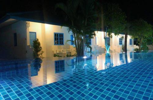 march samui resort