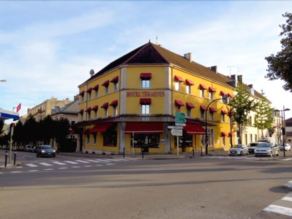 hotel terminus pizzeria pizza gogo