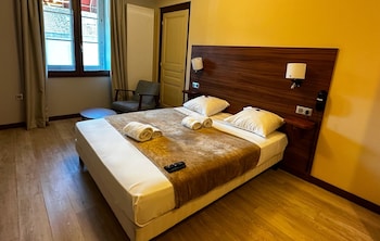 hotel terminus pizzeria pizza gogo