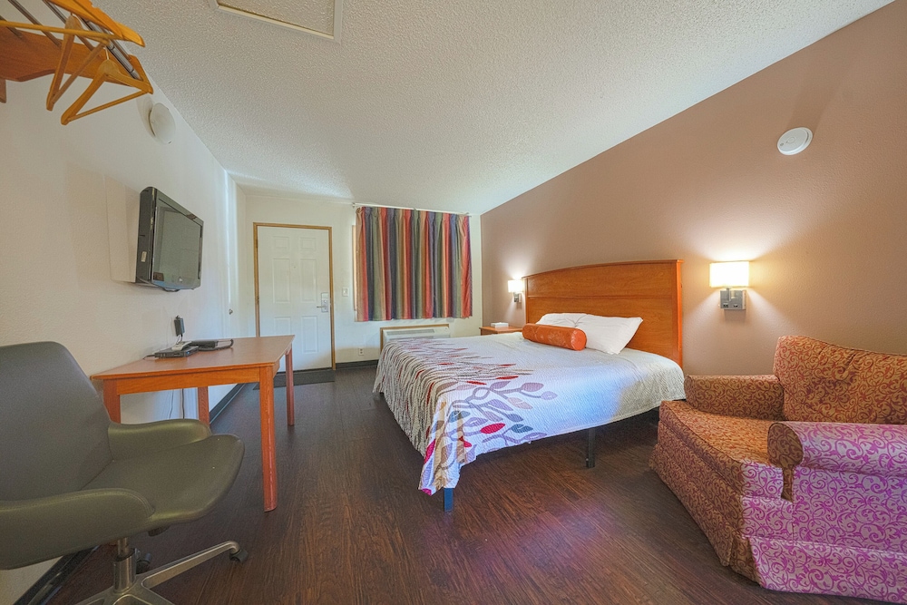 budget inn gladstone by oyo portland clackamas