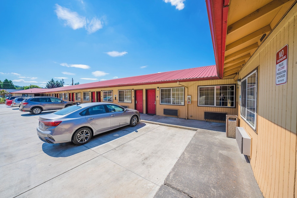 budget inn gladstone by oyo portland clackamas