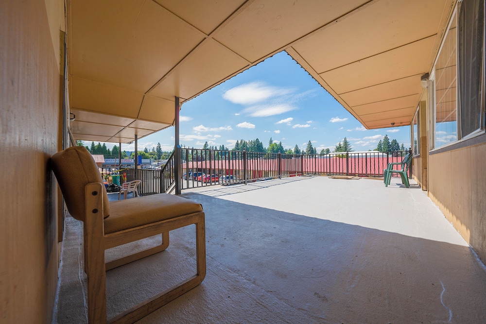 budget inn gladstone by oyo portland clackamas