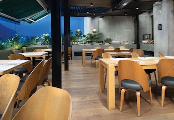 salvio parque 93 bogota curio collection by hilton