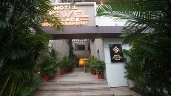 hotel jewel palace