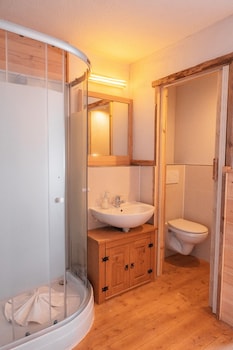 ron s guesthouse