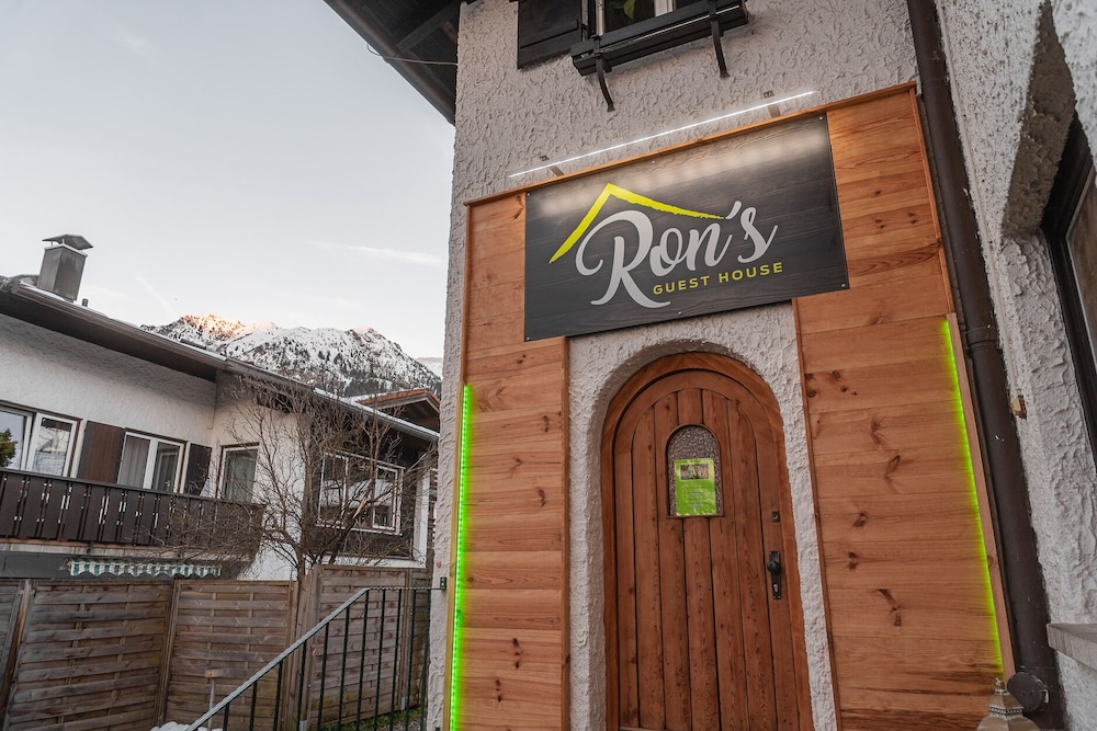 ron s guesthouse