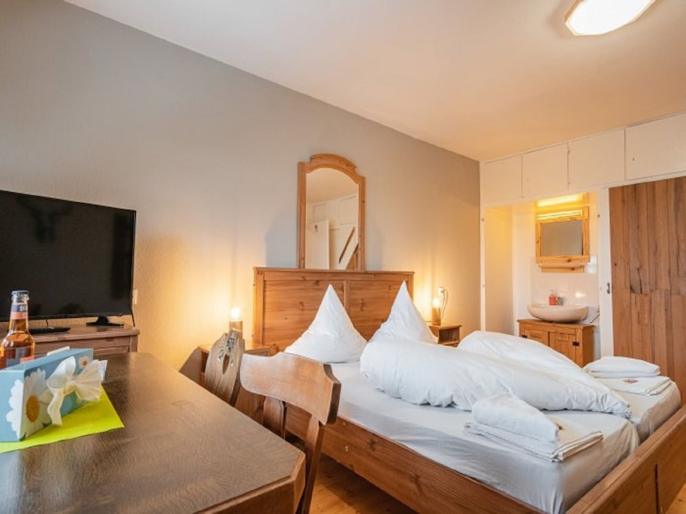 ron s guesthouse