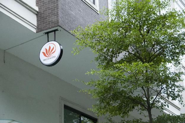 hana stay tran quoc hoan