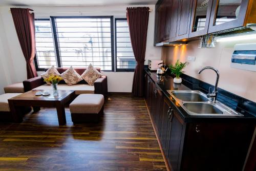 hana stay tran quoc hoan