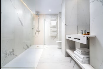 hotel alexandrion experience