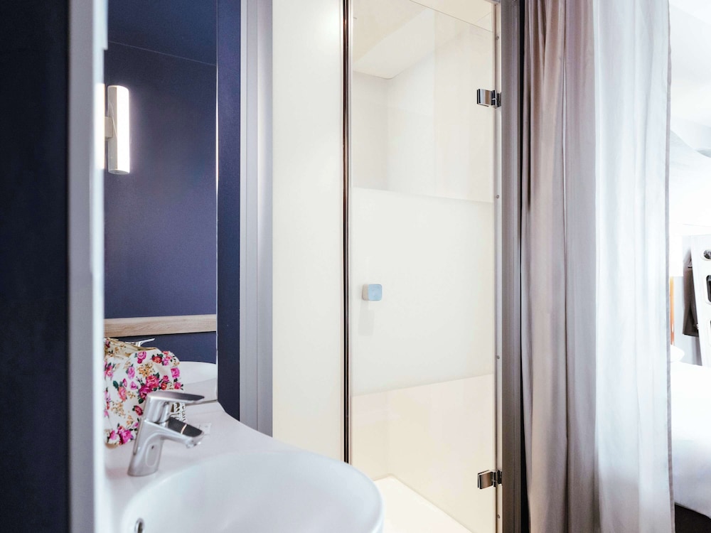 ibis budget luxembourg aeroport