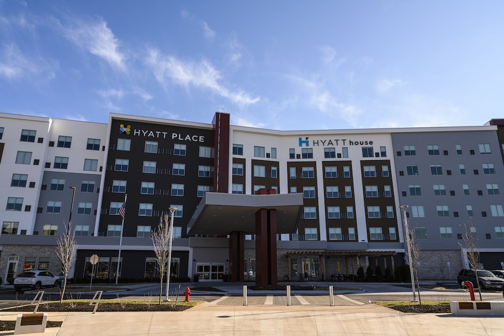 hyatt place indianapolis fishers