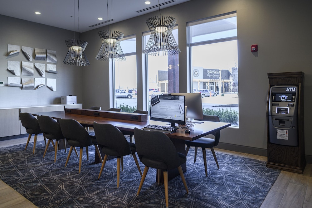 hyatt place indianapolis fishers