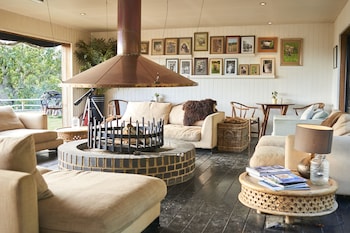 Treehouse Hotel - At Port Lympne Reserve,Lympne>>Hythe,4 star