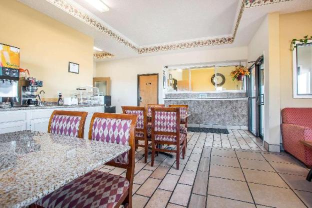 red lion inn and suites caseyville