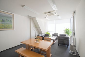 hiroshima guest house nice day