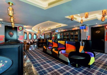 hotel jaguar oporto airport to hotel and city is a free shuttle service