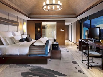 pullman lijiang resort and spa