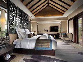 pullman lijiang resort and spa