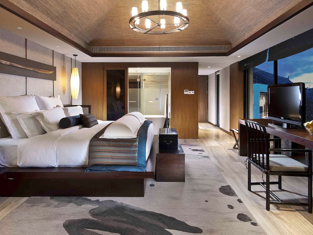 pullman lijiang resort and spa