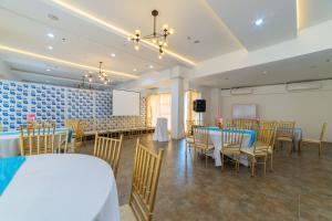 reddoorz plus hotel metro
