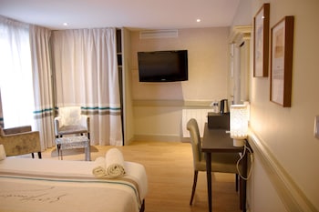 hotel litteraire gustave flaubert signature collection