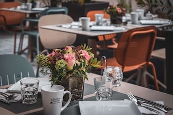 hotel litteraire gustave flaubert signature collection