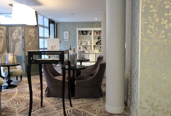 hotel litteraire gustave flaubert signature collection