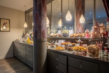 hotel litteraire gustave flaubert signature collection