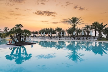 the signature level at grand palladium sicilia resort and spa