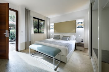 the signature level at grand palladium sicilia resort and spa