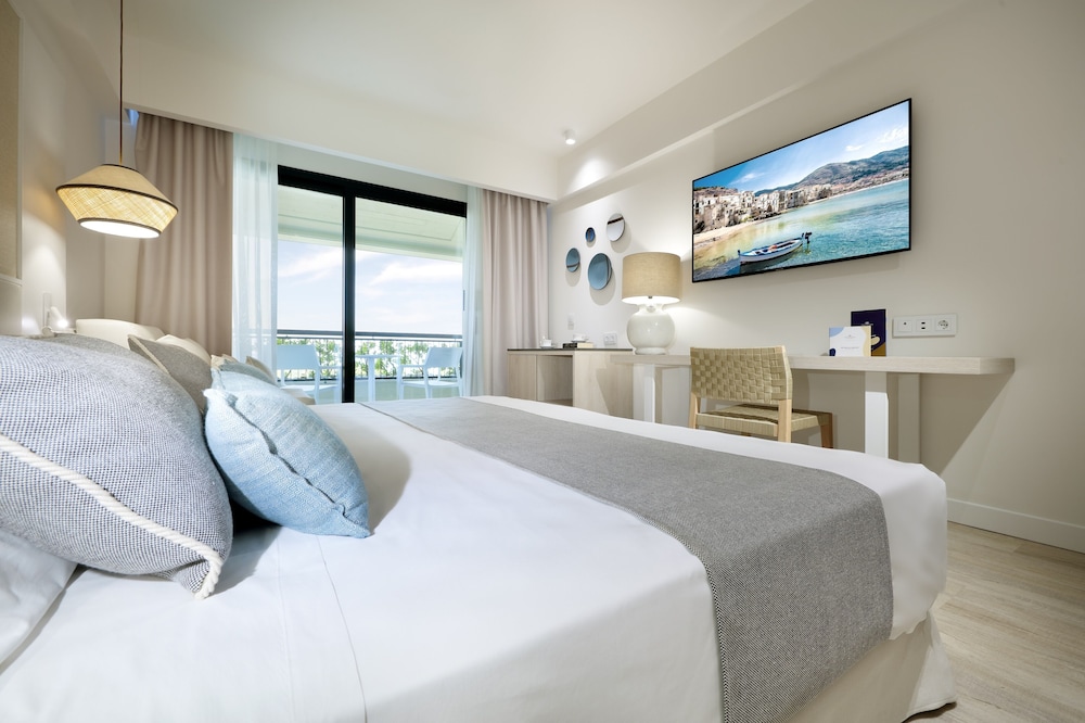 the signature level at grand palladium sicilia resort and spa