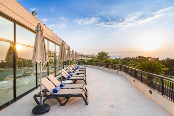 the signature level at grand palladium sicilia resort and spa