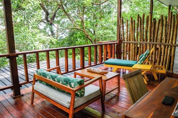 saboga lodge and villa noelia
