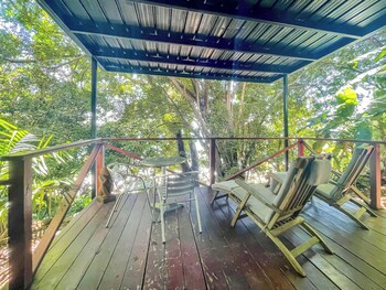saboga lodge and villa noelia