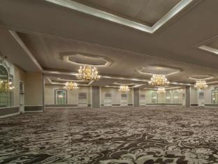sheraton charlotte hotel